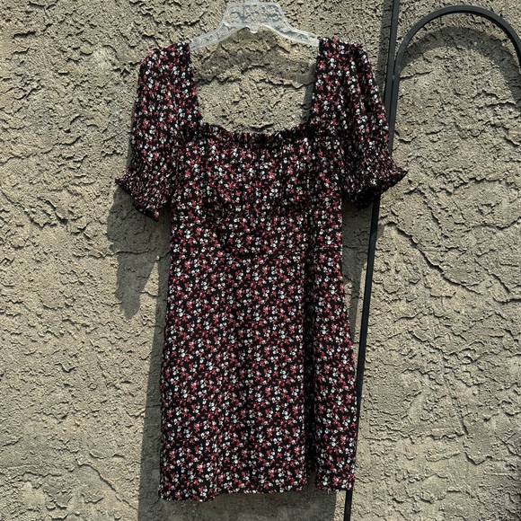 Row A Dresses & Skirts - Row A Floral Shirred Mini Dress‎ Size L